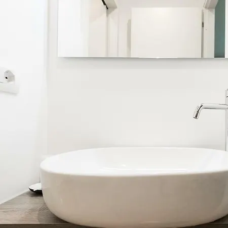 Apartment Italianway - Ciro Menotti 18 Milan