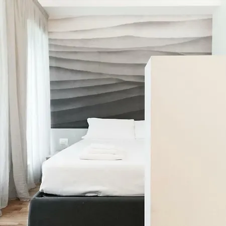Apartment Italianway - Ciro Menotti 18
